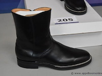 Paar herenlaarzen unmarked maat 44 - afbeelding 2 van  4
