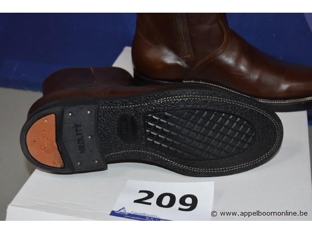 Paar herenlaarzen unmarked maat 44 - afbeelding 3 van  4