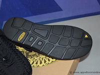 Paar herensandalen uneek maat 44,5 - afbeelding 3 van  4