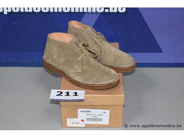 Paar herenschoenen astorflex maat 40 - afbeelding 1 van  4