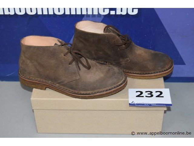 Paar herenschoenen astorflex maat 40 - afbeelding 1 van  4