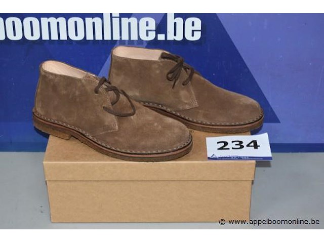 Paar herenschoenen astorflex maat 40 - afbeelding 1 van  4