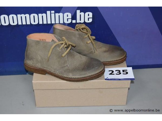 Paar herenschoenen astorflex maat 41 - afbeelding 1 van  4
