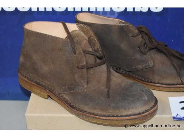 Paar herenschoenen astorflex maat 41 - afbeelding 2 van  4