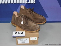 Paar herenschoenen astorflex maat 43 - afbeelding 1 van  4