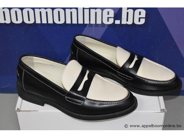 Paar herenschoenen duke + dexter maat 43 - afbeelding 2 van  4