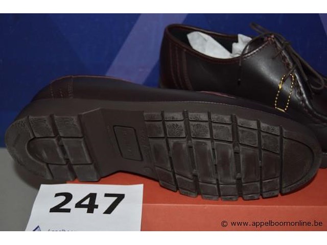 Paar herenschoenen kleman, maat 42 - afbeelding 3 van  4