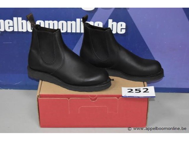 Paar herenschoenen red wing shoeds, maat 41 - afbeelding 1 van  4