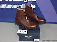 Paar herenschoenen trickers maat 41,5 - afbeelding 1 van  4