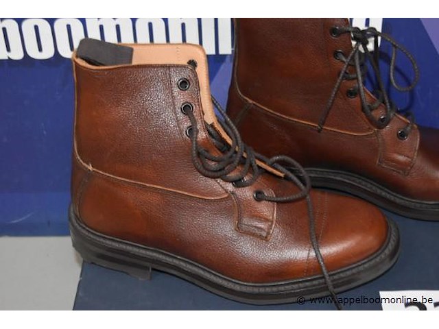 Paar herenschoenen trickers maat 41 - afbeelding 2 van  4