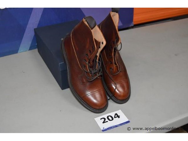 Paar herenschoenenen trickers maat 43,5 - afbeelding 1 van  5