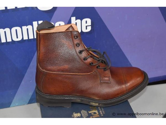 Paar herenschoenenen trickers maat 43,5 - afbeelding 2 van  5