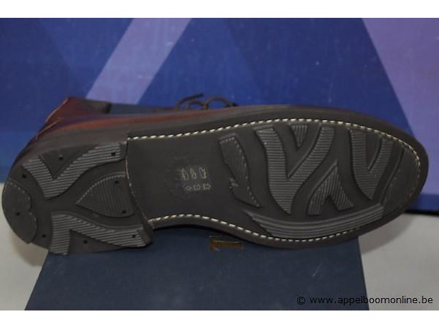 Paar herenschoenenen trickers maat 43,5 - afbeelding 5 van  5