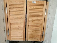 Paar houten klapdeuren 90x38 - afbeelding 1 van  3