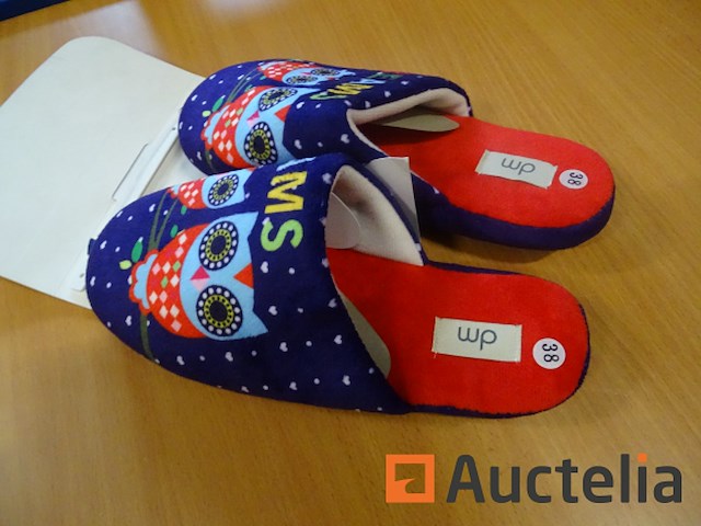 Paar pantoffels maat 38 - afbeelding 1 van  4