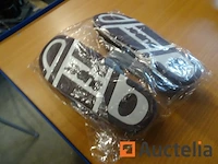Paar pantoffels maat 42-43 - afbeelding 2 van  3