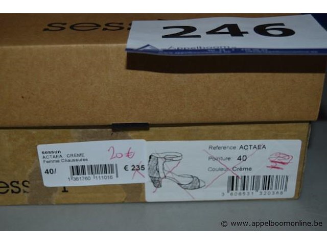 Paar vrouwenhakken sessun maat 40 - afbeelding 4 van  4