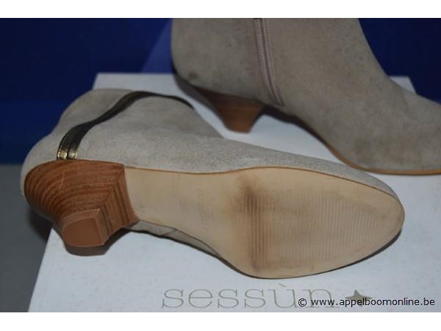 Paar vrouwenlaarsjes twoolou maat 37 - afbeelding 4 van  4