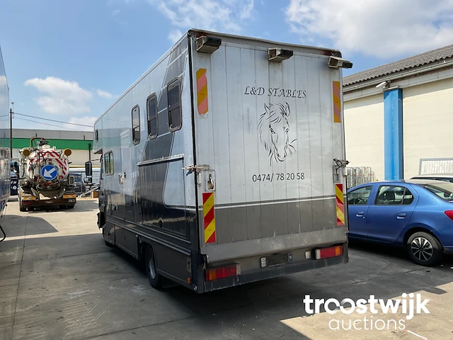 Paarden vrachtwagen - afbeelding 13 van  18