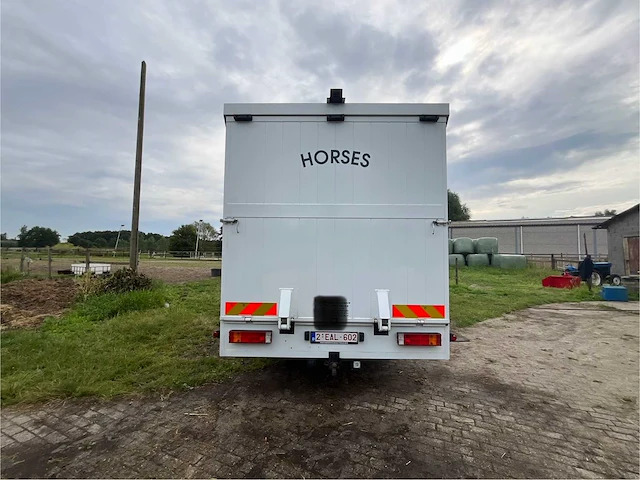 Paardenvrachtwagen mercedes-benz, 2000 - afbeelding 6 van  37
