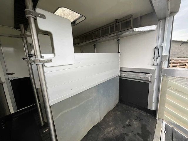 Paardenvrachtwagen mercedes-benz, 2000 - afbeelding 9 van  37
