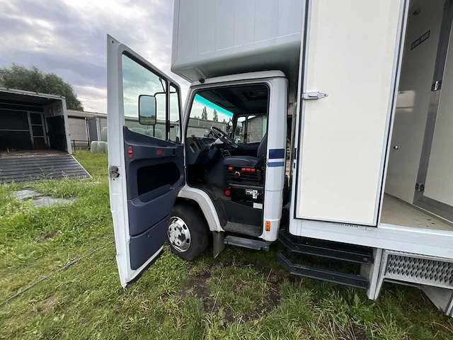 Paardenvrachtwagen mercedes-benz, 2000 - afbeelding 37 van  37