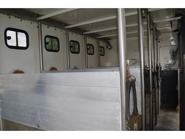 Paardenvrachtwagen voor 6 paarden scania, ch.nr. xlepm4x2a04308217, bj. 01-08-1991 - afbeelding 6 van  47