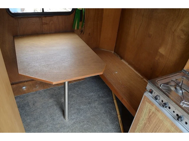 Paardenvrachtwagen voor 6 paarden scania, ch.nr. xlepm4x2a04308217, bj. 01-08-1991 - afbeelding 10 van  47