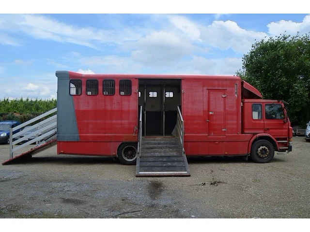 Paardenvrachtwagen voor 6 paarden scania, ch.nr. xlepm4x2a04308217, bj. 01-08-1991 - afbeelding 16 van  47