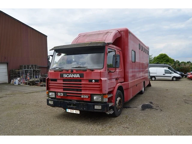 Paardenvrachtwagen voor 6 paarden scania, ch.nr. xlepm4x2a04308217, bj. 01-08-1991 - afbeelding 42 van  47