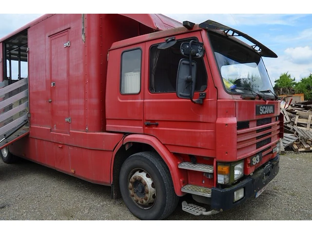 Paardenvrachtwagen voor 6 paarden scania, ch.nr. xlepm4x2a04308217, bj. 01-08-1991 - afbeelding 34 van  47