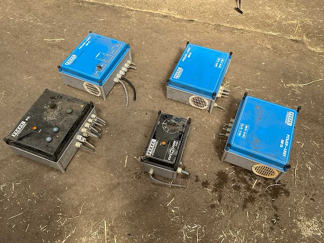 Packo lot packo kasten om melkmachines aan te sturen - afbeelding 2 van  6