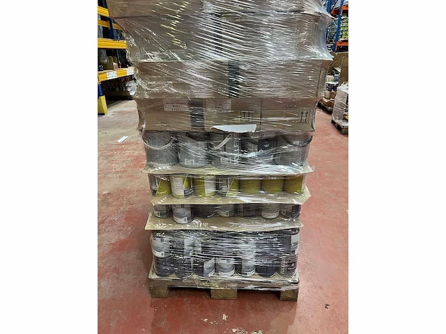 Paint, pur, adhesive & sealant - afbeelding 3 van  4
