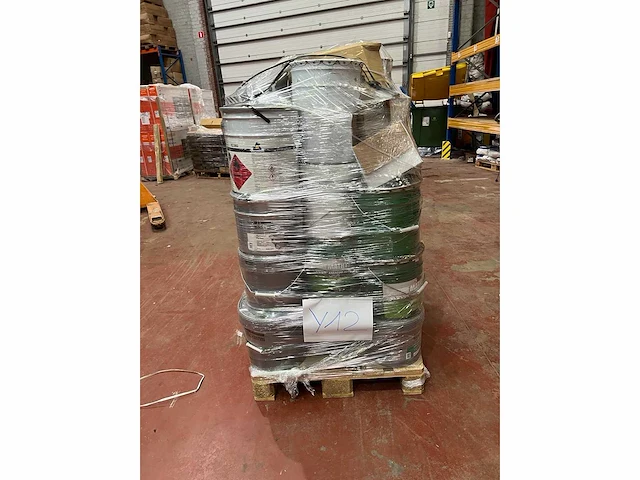 Paint, pur, adhesive & sealant - afbeelding 1 van  4