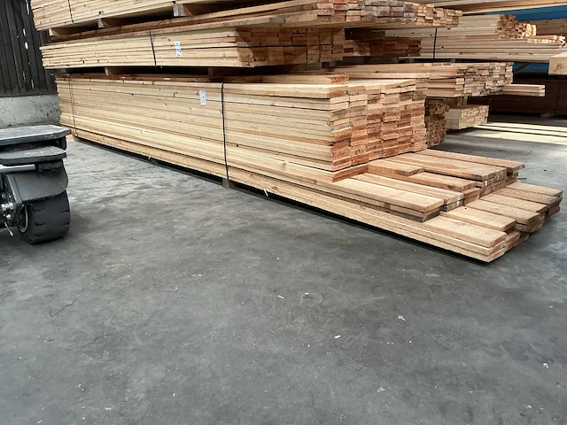 Pakket grenen planken - afbeelding 1 van  3