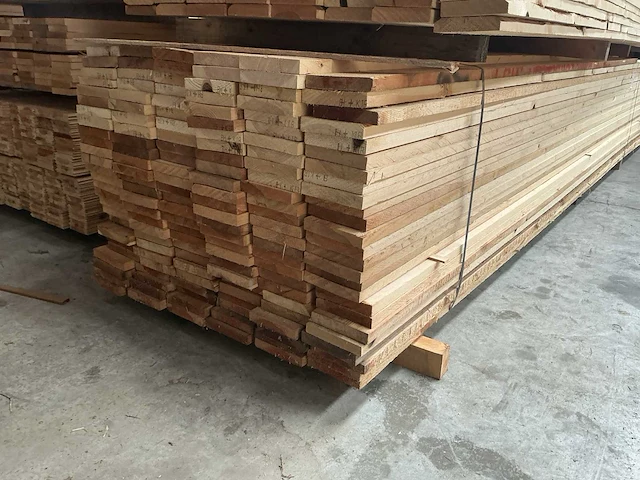 Pakket grenen planken - afbeelding 3 van  3