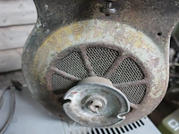 Palet met motoren - afbeelding 3 van  12
