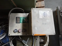 Palet met motoren - afbeelding 7 van  12
