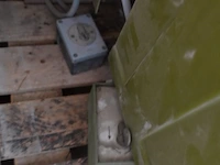 Palet met motoren - afbeelding 8 van  12