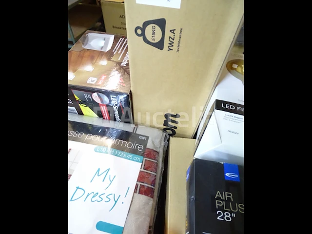 Palet met nieuwe items - afbeelding 11 van  16
