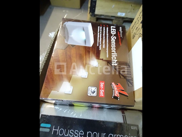 Palet met nieuwe items - afbeelding 12 van  16