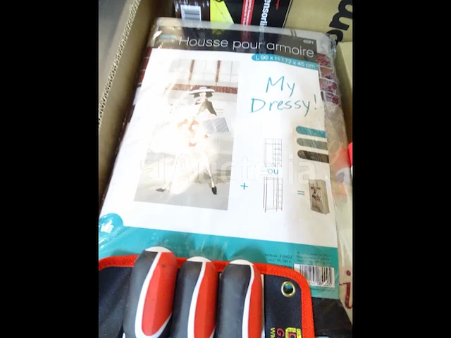 Palet met nieuwe items - afbeelding 13 van  16
