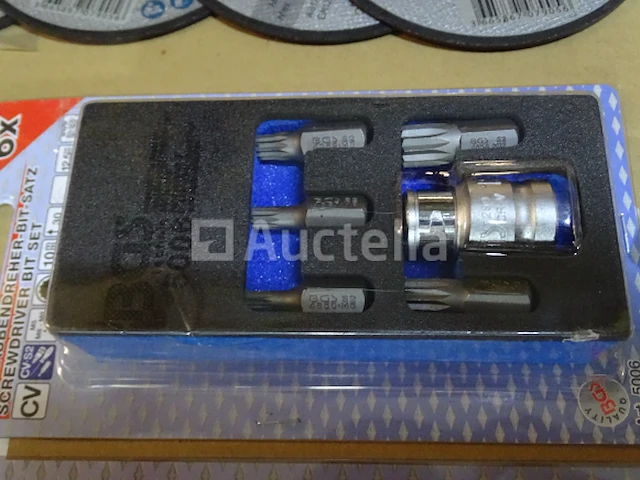 Palet met nieuwe items - afbeelding 11 van  18