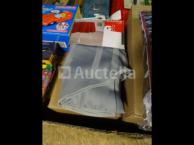 Palet met nieuwe items - afbeelding 10 van  10