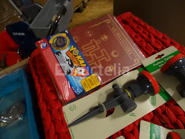 Palet met nieuwe items - afbeelding 6 van  10