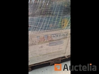 Palet met poolitems - afbeelding 4 van  6