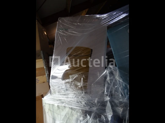 Palet van diverse items (zie lijst in bijlage) - afbeelding 17 van  18