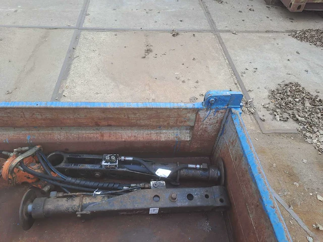 Palfinger pe8000 afzetcontainer haakarm autolaadkraan - afbeelding 2 van  11