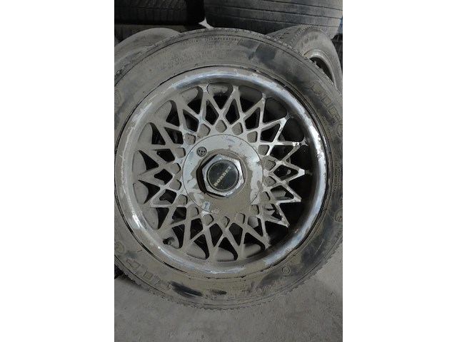 Pallet banden + velg - afbeelding 2 van  4