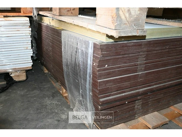 Pallet betonplex bruin - nieuw l250xb125xd1,8 cm - afbeelding 3 van  3